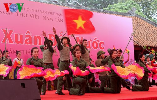Thơ Việt sẵn sàng khai hội